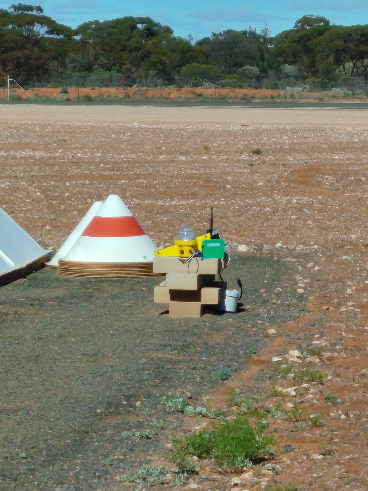 Solar-Powered Airfield Lighting Control System